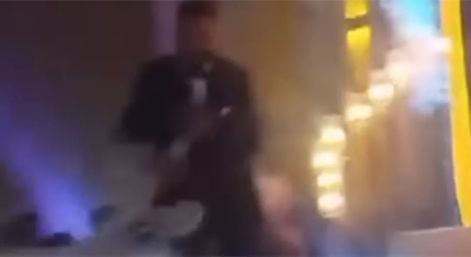 Mladoženja vukao mladu na svadbi, njena braća reagovala