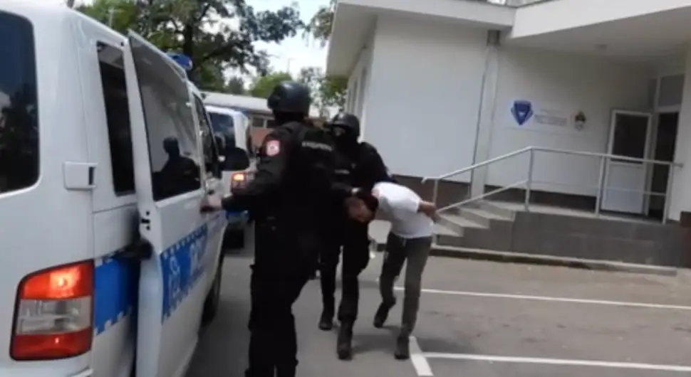Погледајте хапшење осумњичених у акцији ”Ролекс”