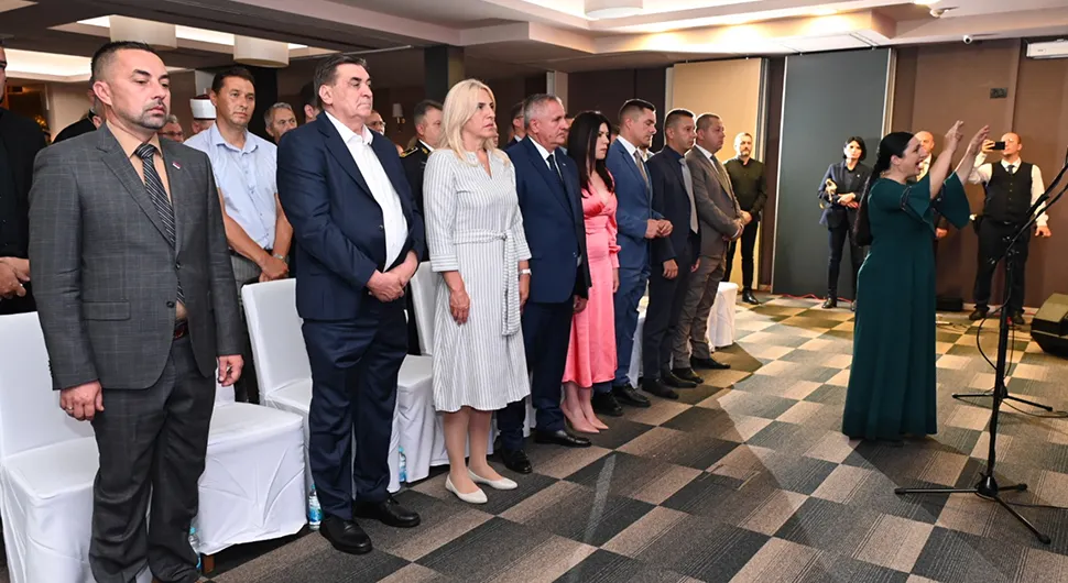 Добој обиљежава Дан града: Признања најбољим ученицима, уручење кључева 134 стана