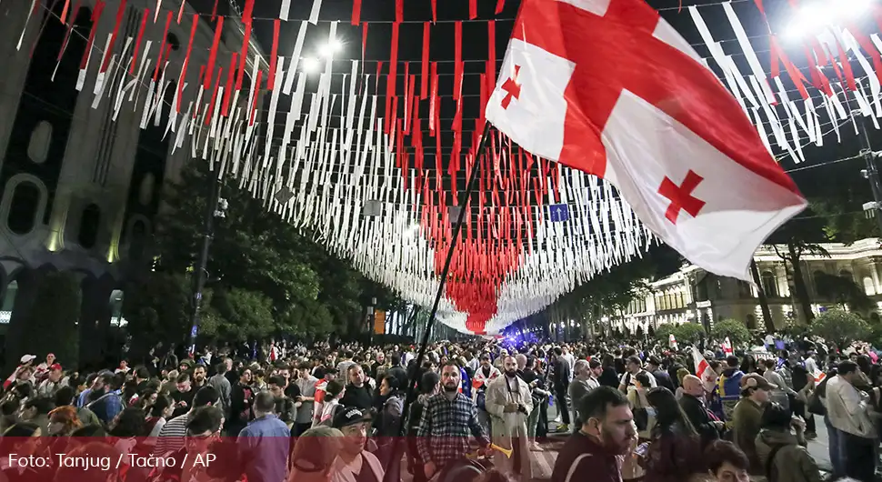 Bizarno: SAD prijete Gruziji sankcijama zbog zakona koji i sami imaju