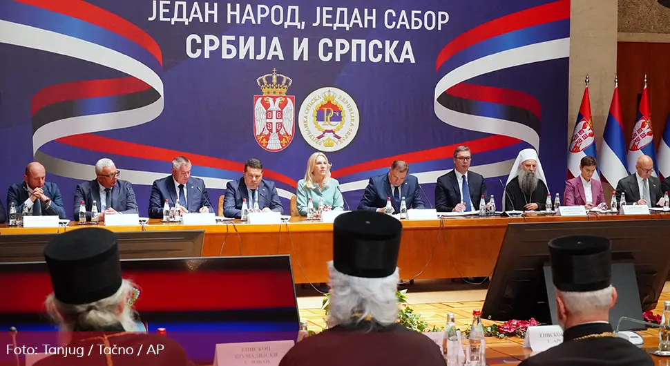 Ambasador Marfi pobrkao lončiće: Srpski sabor odgovor na američki haos, Srpska ne krši Dejton