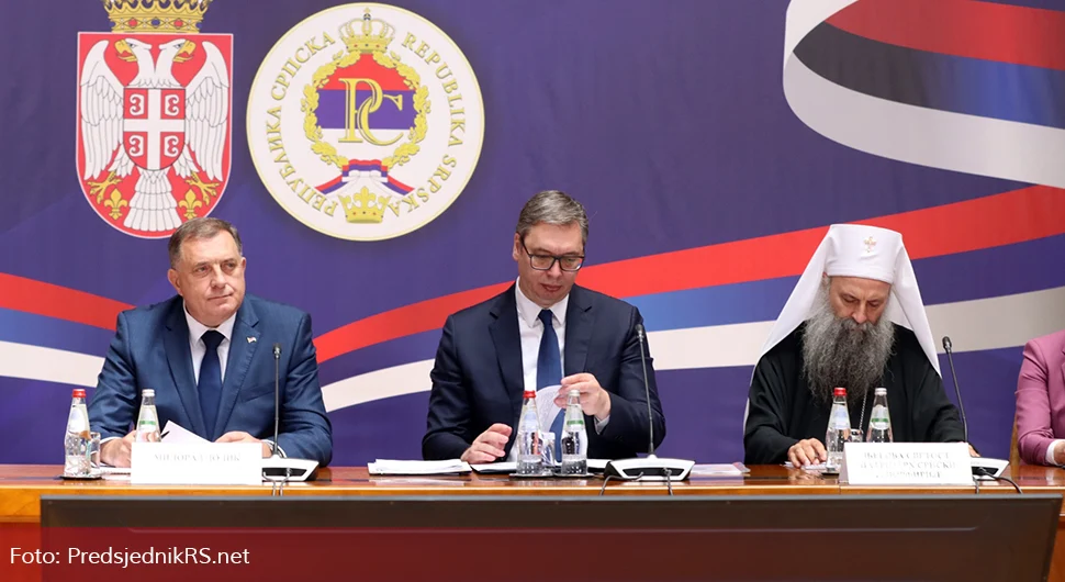 Шта пише у Декларацији: Не подржава се резолуција о Сребреници, избор Шмита нелегалан