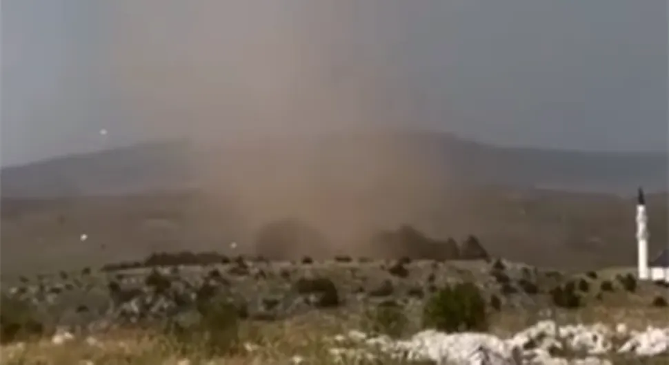 Apokaliptičan snimak: Tornado poharao selo u Srbiji