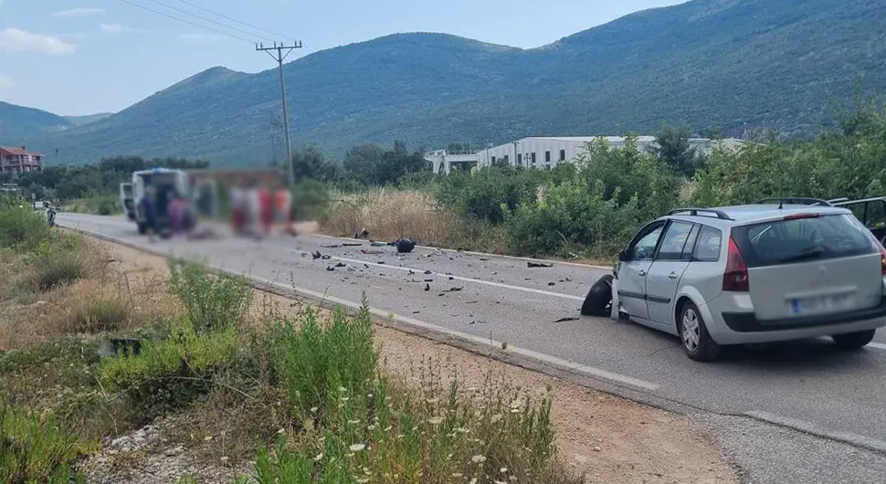 Саобраћајка у Требињу, теже повријеђене двије особе