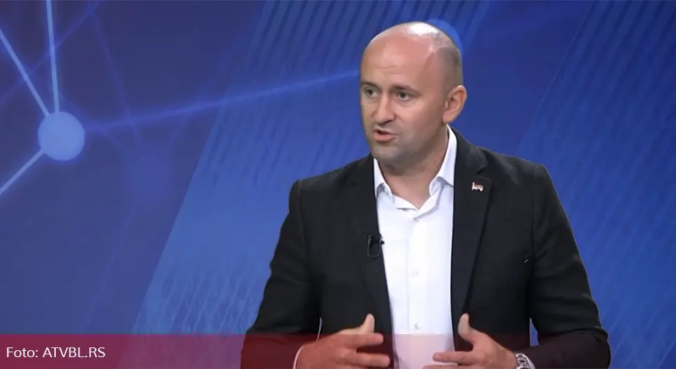 Зечевић: Комплетна прича о Реформској агенди од почетка није имала искрене намјере