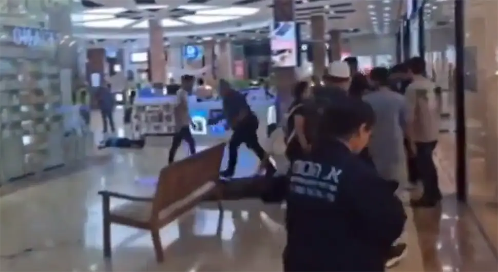 Napad u tržnom centru, ima ranjenih!