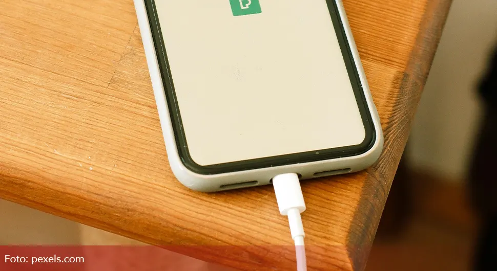Punjenje na javnim punjačima može biti rizično za telefon
