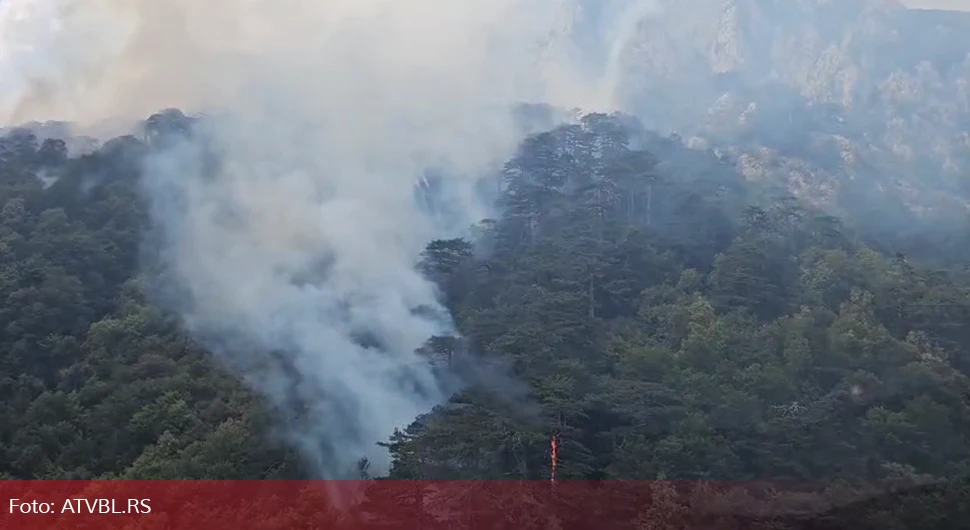 Požar na Zelengori sve manji po površini i intenzitetu