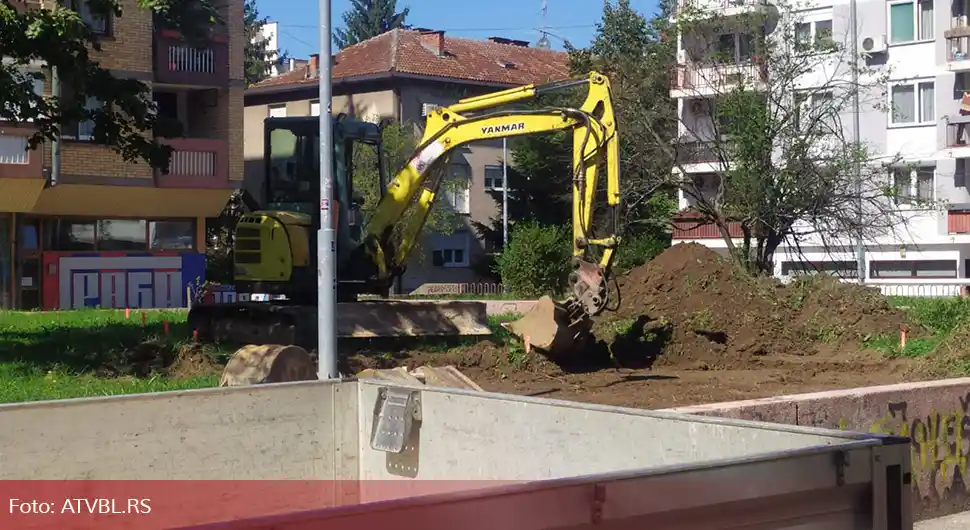 Станивуковић опет гради на туђој земљи и за туђу земљу издаје документацију!