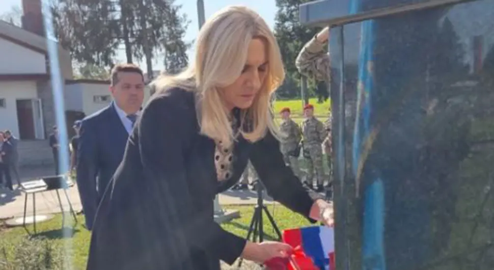 Цвијановић: Хвала свим херојима који су се борили и изборили за слободу нашег народа