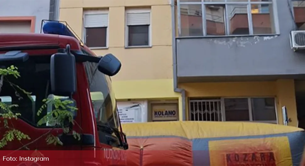 Muškarac prijeti da će skočiti: Vatrogasci postavili vazdušni jastuk