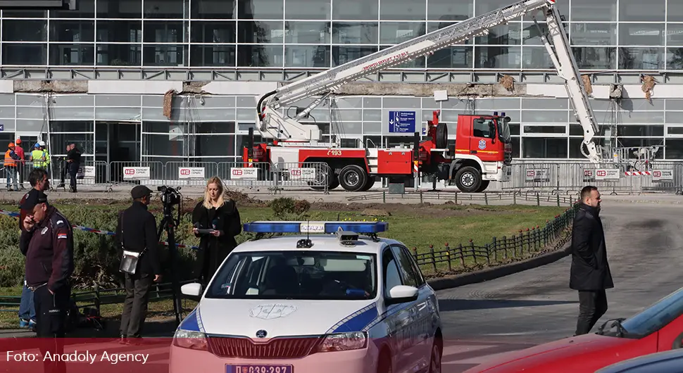 Због пада надстрешнице на Жељезничкој станици ухапшено 11 особа