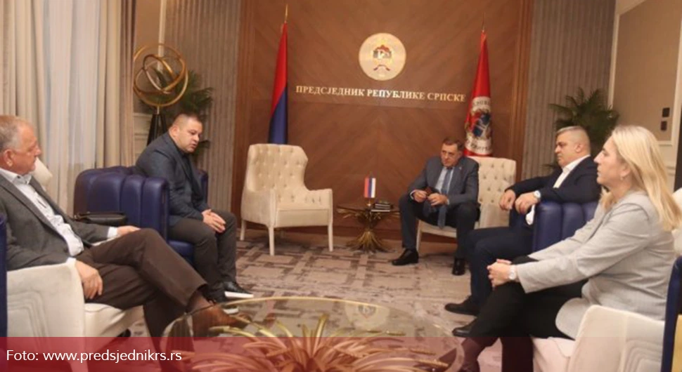 Dodik: Danas će biti pokrenuta inicijativa da Teslić dobije status grada