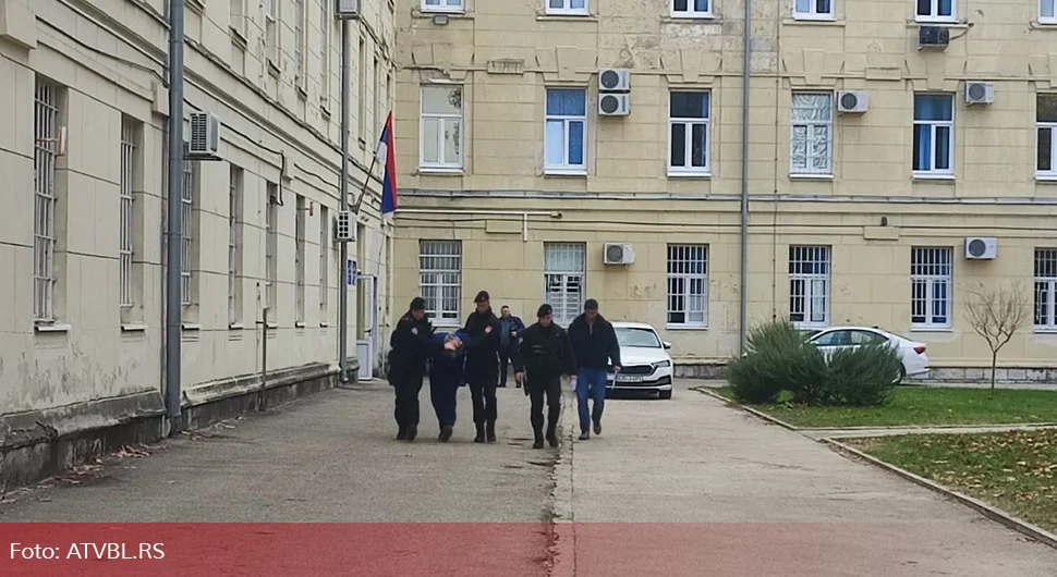 Нападач на полицајца спроведен у Тужилаштво