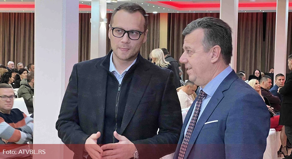 Детаљи расула у Бијељинском ДЕМОС-у: Више од 200 чланова прешло у СНСД