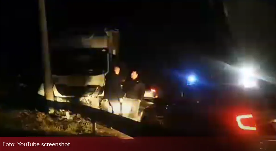 Detalji nesreće u kojoj je stradao bračni par i dvoje djece: Trećem djetetu se bore za život