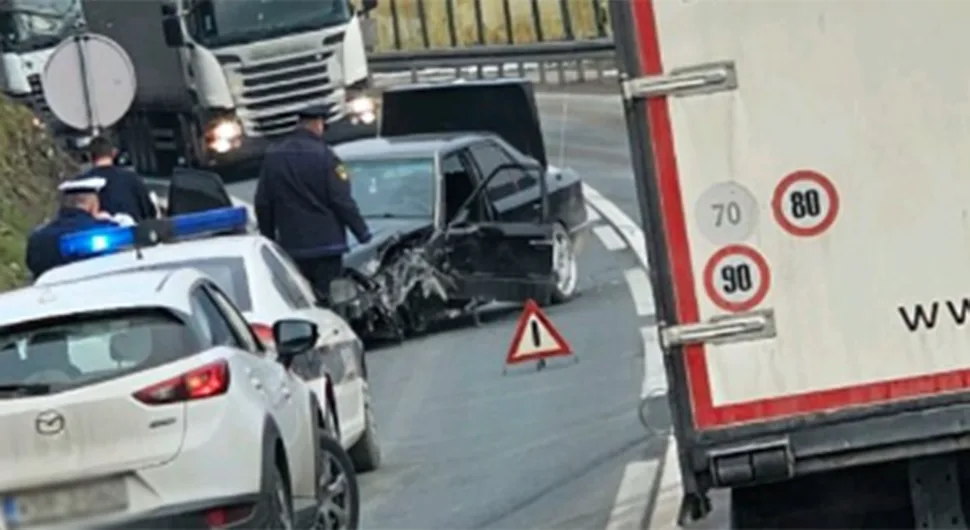 Udes na putu Doboj - Maglaj: Troje povrijeđenih