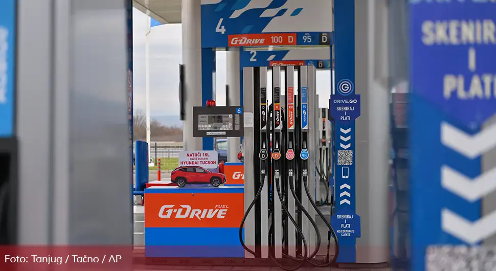 Od ponoći na ''Gasprom'' benzinskim pumpama račun možete plaćati samo sa kešom
