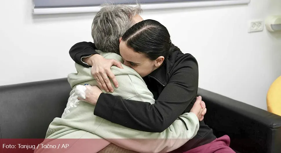 Еmotivan trenutak: Oslobođene Izraelke se sastale sa porodicama