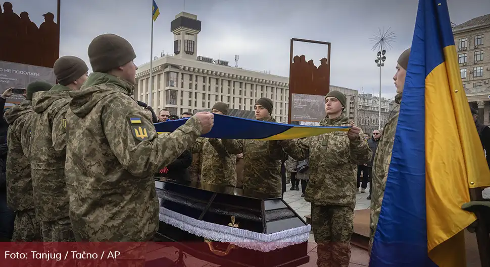 ''Хиљаде украјинских војника напустило своје јединице''