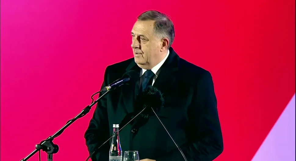 Dodik: Ako BiH nije dejtonska, tražićemo ono što smo u nju unijeli