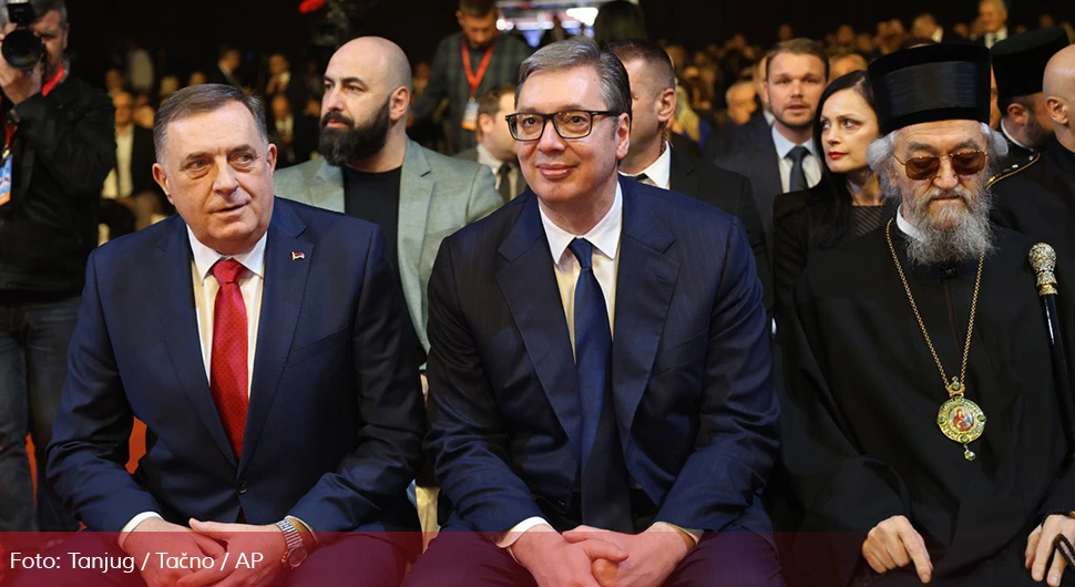Вучић: Бринем за ситуацији у Републици Српској