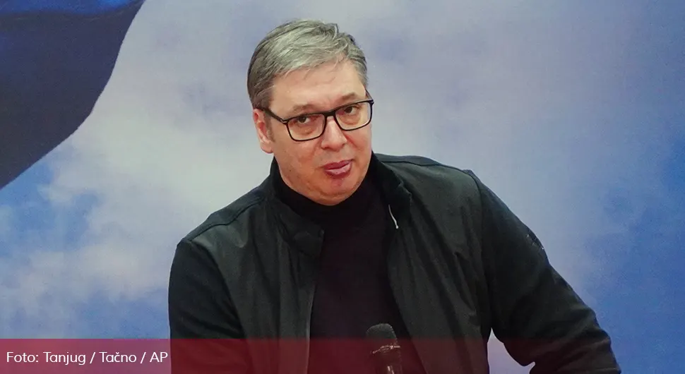 Вучић: Блокаде разориле економију земље