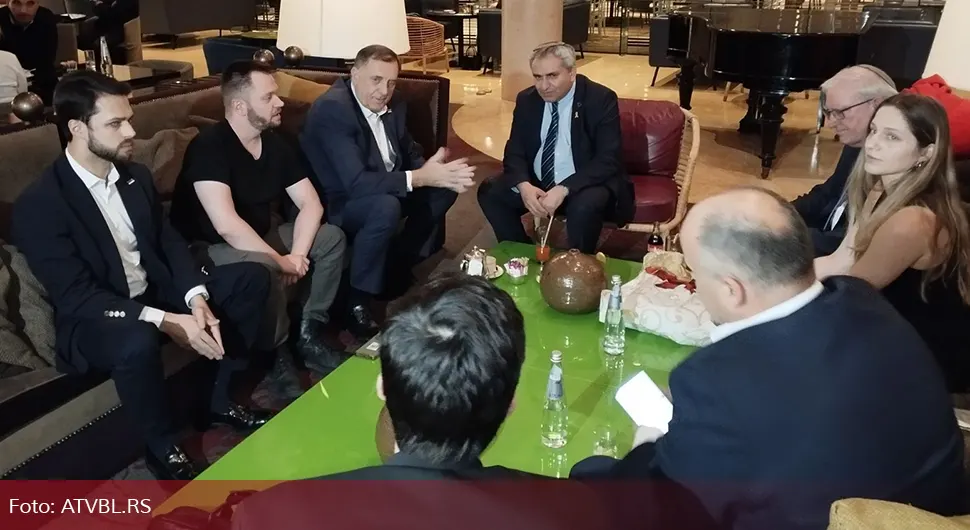 Предсједник Додик се састао са министром Елкином