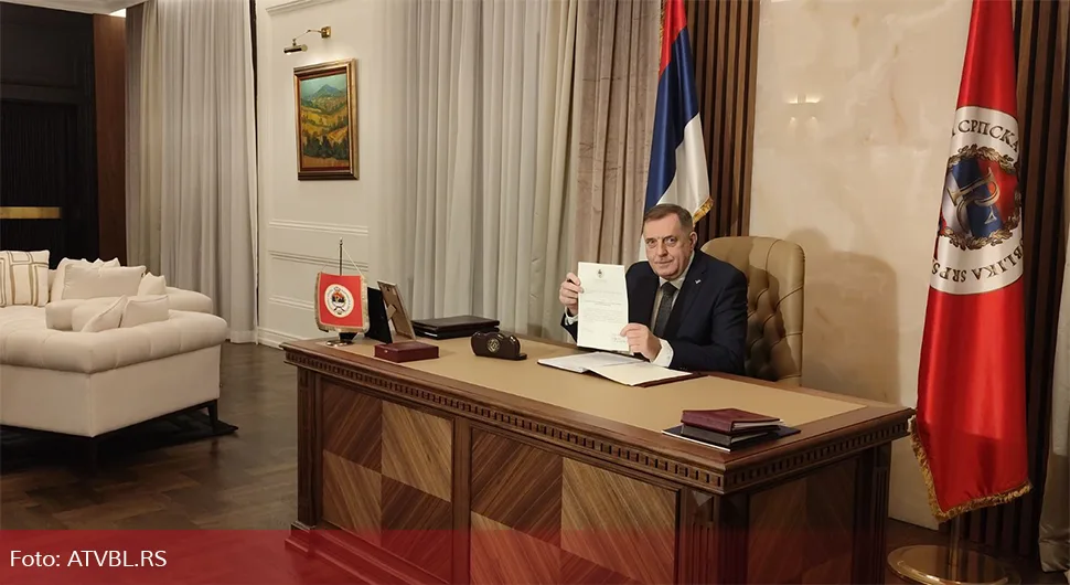 Predsjednik Dodik potpisao Ukaze o proglašenju zakona koje je usvojila Narodna skupština Srpske