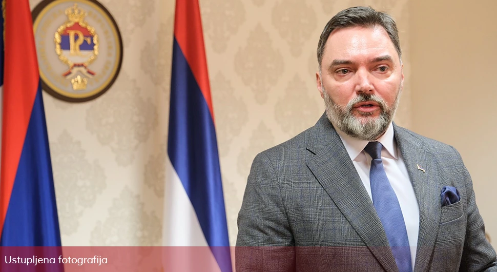Кошарац: Шмит предано и континуирано ради на распаду БиХ