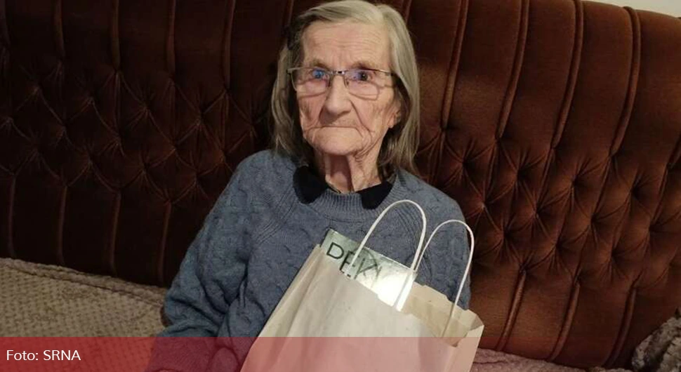 Бака Душанка (89) из Требиња члан је библиотеке више од пола вијека, а ово је порука коју је послала младим људима