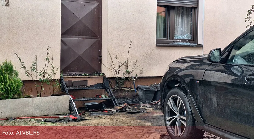 ATV na mjestu događaja: Bomba bačena u dvorište banjalučkog doktora
