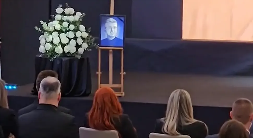 Komemoracija Saši Popoviću: Marija Šerifović u suzama održala potresan govor