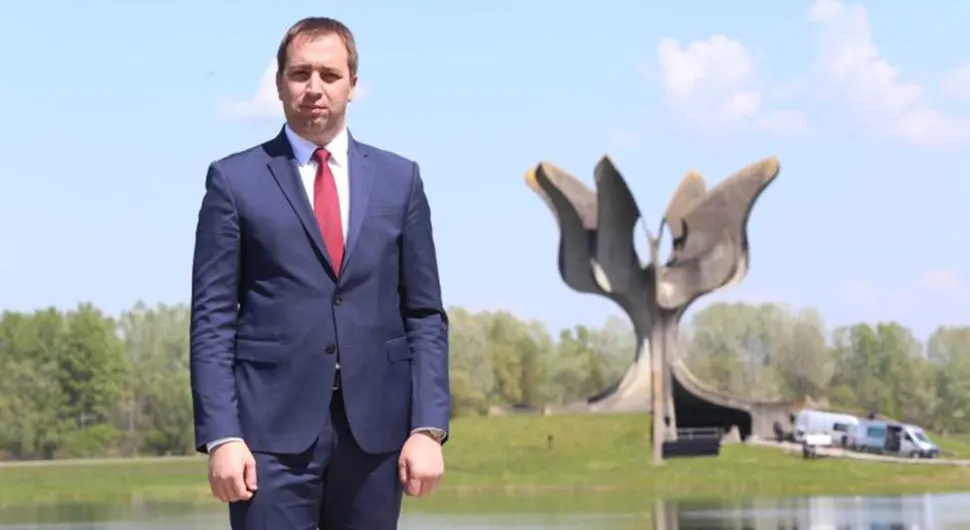 Селак: Република Српска је слобода саздана на жртви јасеновачких мученика