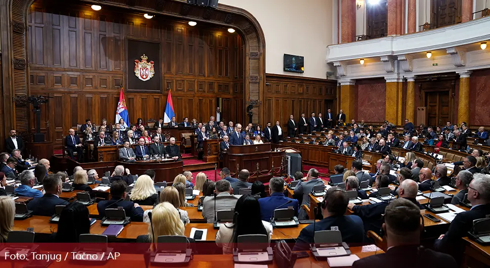 Скупштина Србије завршила рад, расправу о влади наставља сутра