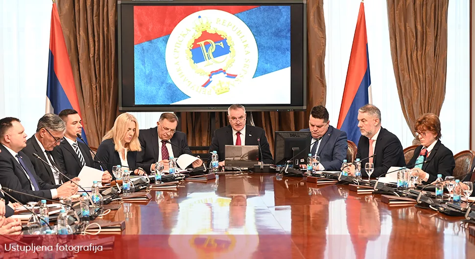 Вишковић: Српска повећала издвајања за борачке категорије, здравство, пензије, плате...