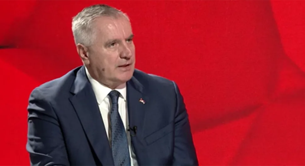 Višković čestitao Macutu izbor za predsjednika Vlade