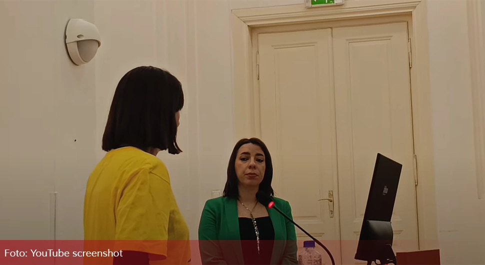 Хаос у БиХ током свједочења мајке убијеног матуранта: Срам те било, џукело једна