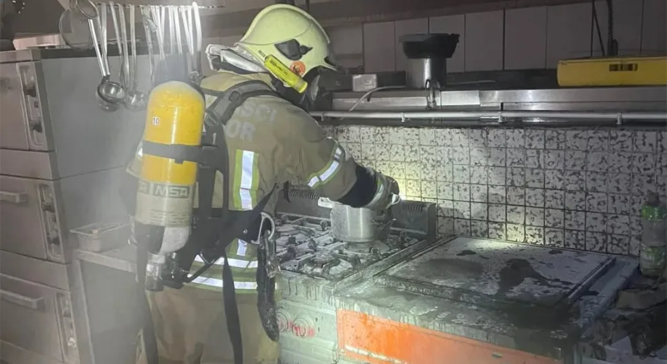 Friteza izazvala požar u hotelu 'Prijedor': U gradu isključena struja