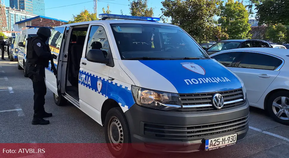 Малољетницу данима држао затворену, ножем је убадао по ногама!