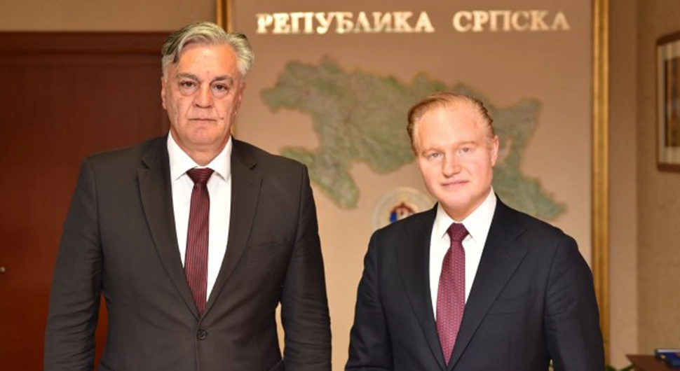 Razgovarali Karan i De Luka: Krizu izazvale odluke Kristijana Šmita