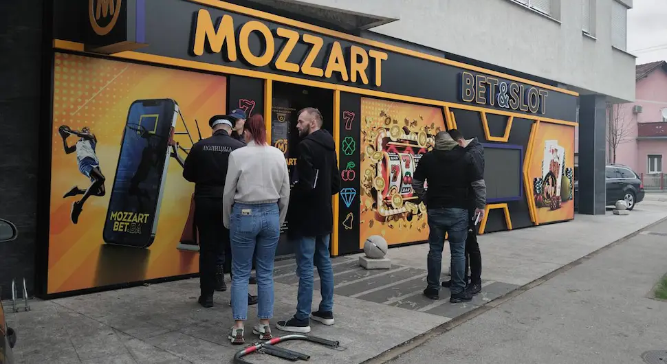 Detalji pljačke u kladionici: Razbojnik bio maskiran, nosio pajser