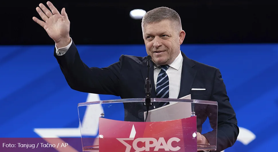 Фицо: Идем у Москву, нико ми не може диктирати гдје могу да путујем; Споменуо и Србију