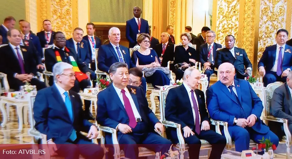 Додик са многобројним званичницима: Сваки разговор нова лекција и корак напријед за Српску