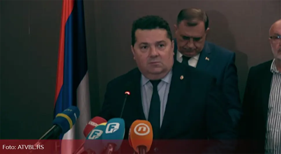 Стевандић: Борићемо се против наметања рјешења