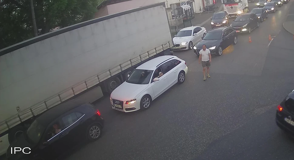 Колапс на бројним граничним прелазима у БиХ