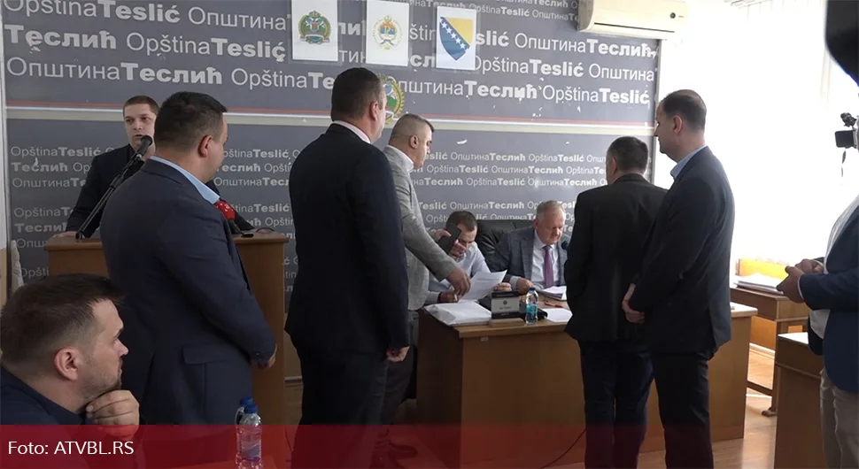 682f1720baab0-теслиц.webp