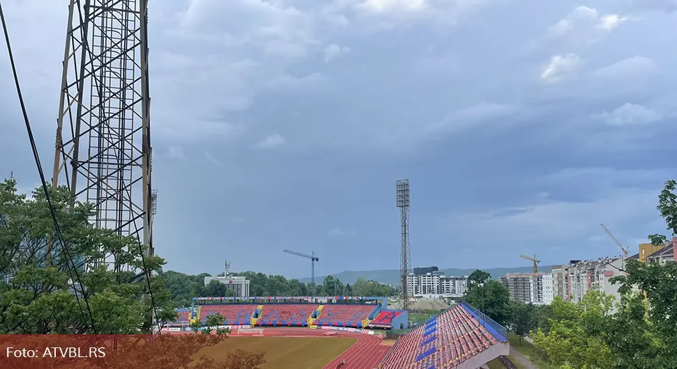 Сутра хладније, повремено са падавинама