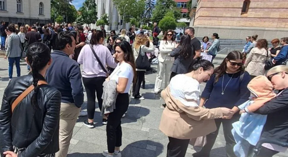 Protest roditelja djece koja pohađaju privatne vrtiće zbog neredovne isplate subvencija
