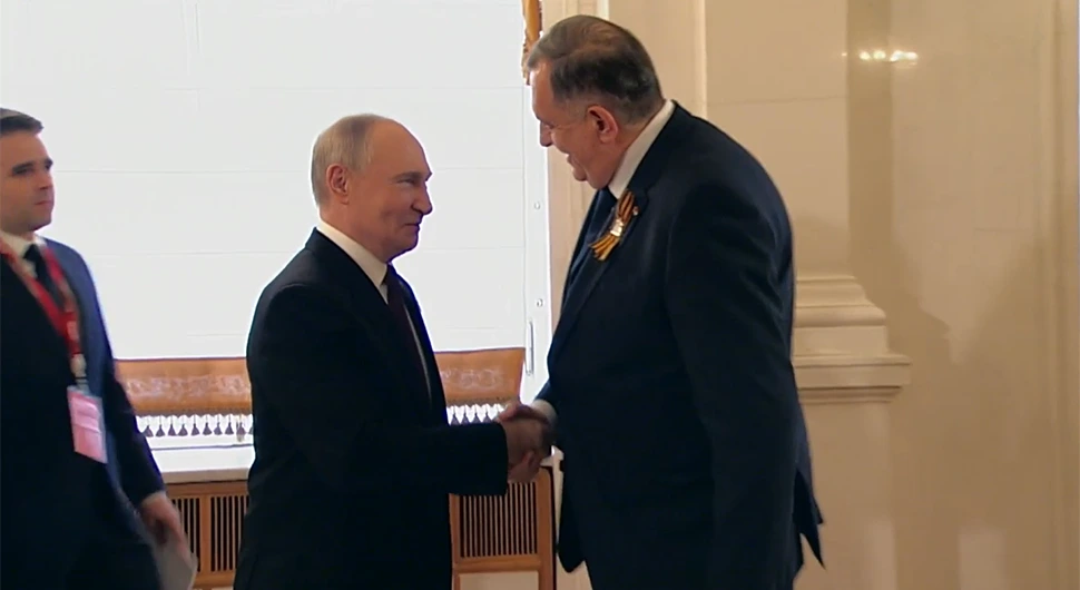 Putin srdačno dočekao Dodika